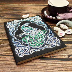 Eleganter Pfau Diamond Painting Notizbuch Motiv