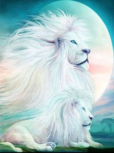De Machtige Witte Leeuwen