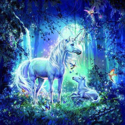 Einhörner in der Traumwelt Diamond Painting im Mondlicht