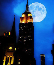 Empire State Building Diamond Painting bei Nacht