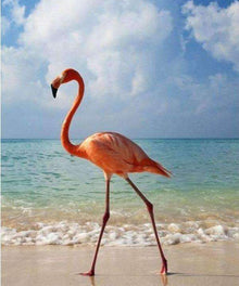 Flamingo am Strand Diamond Painting mit türkisblauem Meer