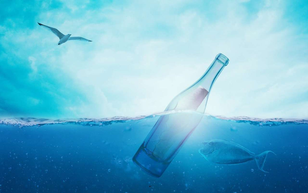 Flaschenpost im Meer Diamond Painting mit Glasflasche im Wasser