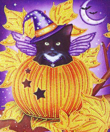 Schwarze Katze im Kürbis - Diamond Painting Halloweenmotiv