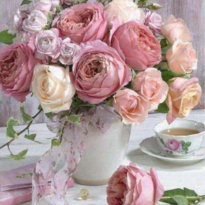 Rosa Rosenstrauß mit Teetasse Diamond Painting