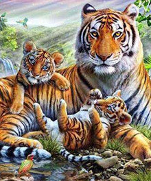 Tigerfamilie mit Jungtieren Diamond Painting