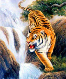 Tiger vor Wasserfall - Diamond Painting Motiv