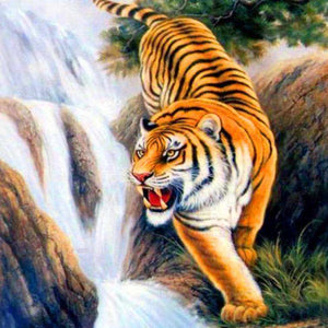 Tiger vor Wasserfall - Diamond Painting Motiv