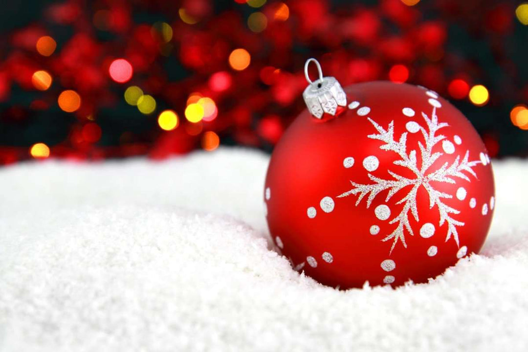 Rote Weihnachtskugel Diamond Painting Schneeflocke