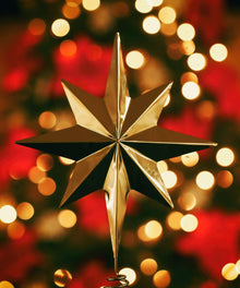 Goldener Weihnachtsstern Diamond Painting mit warmen Lichtern