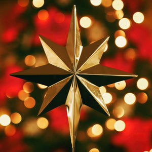 Goldener Weihnachtsstern Diamond Painting mit warmen Lichtern